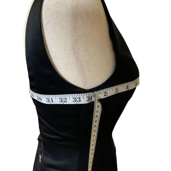 FLIP Elegant Black Formal Gown With Lace Back & Train - Size 3/4 - Picture 5 of 8